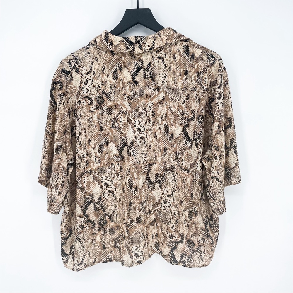 Sanctuary Snakeskin Boxy Front Tie Button Down Blouse Brown Medium - Picture 6 of 9